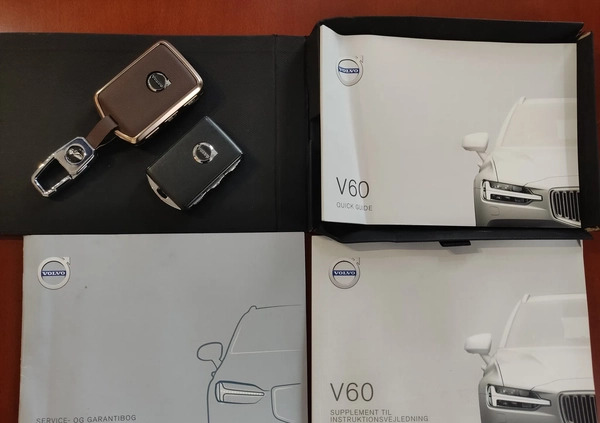 Volvo V60 cena 69699 przebieg: 280960, rok produkcji 2018 z Dobrzyca małe 781